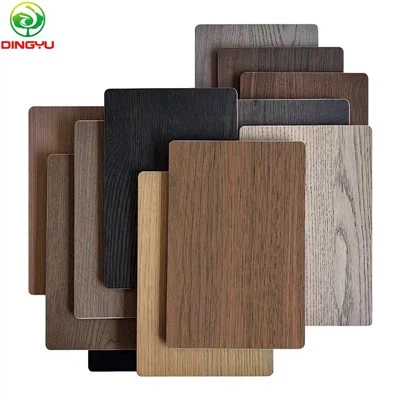 Drevený dekoretívny panel na dekresový pokles